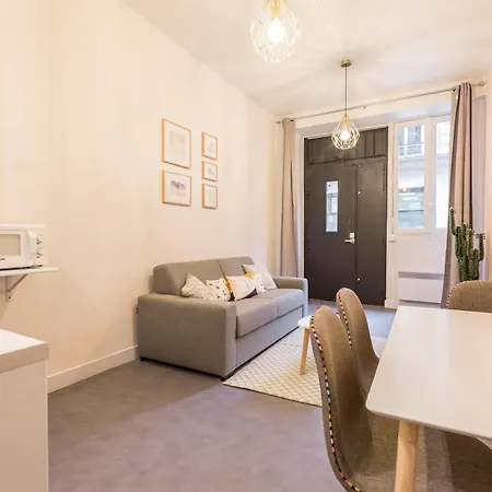 Ws Opera-folies Bergeres Daire Paris